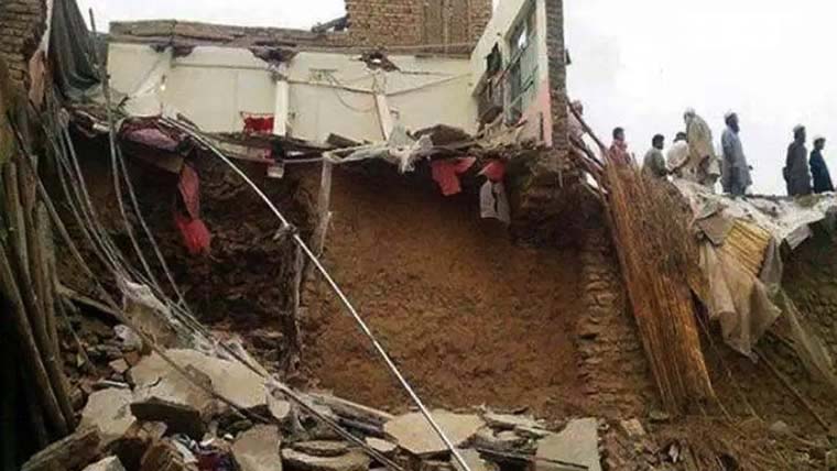  بارش:قصورمیں چھت گرنے سے 2 بزرگ بھائی جاں بحق