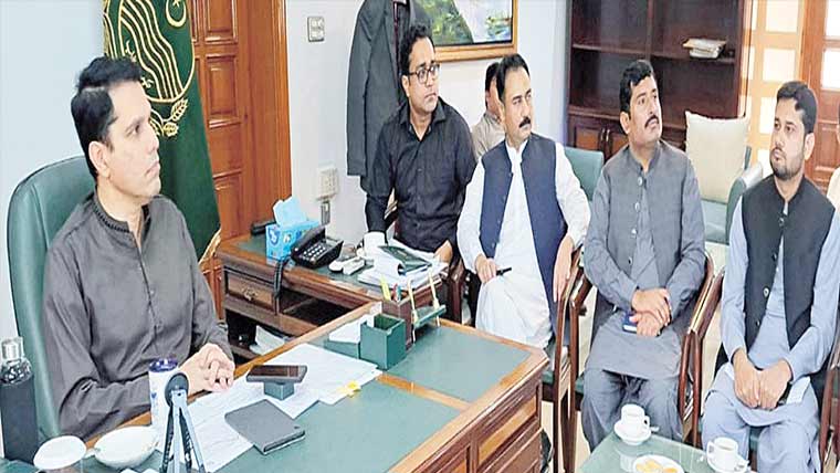 تجاوزات کیخلاف آپریشن بلا امتیاز جاری رکھنے کا حکم، عارضی تعمیرات مسمار کرنے کی ہدایت