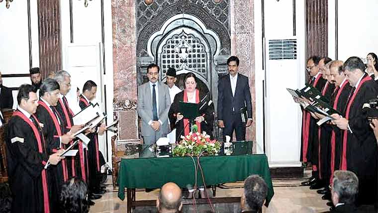 لاہور ہائیکورٹ کے 10نئے ججز کیساتھ  110افسروں و ملازمین کی بھی تقرری 