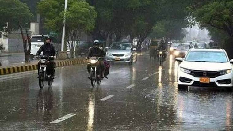لاہور ،اسلام آباد میں بارش، موسم  خوشگوار ،چترال میں سیلابی صورتحال