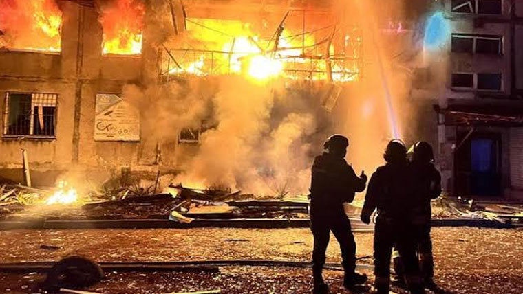 یوکرین میں روسی حملے  9 افراد ہلاک، 24 زخمی