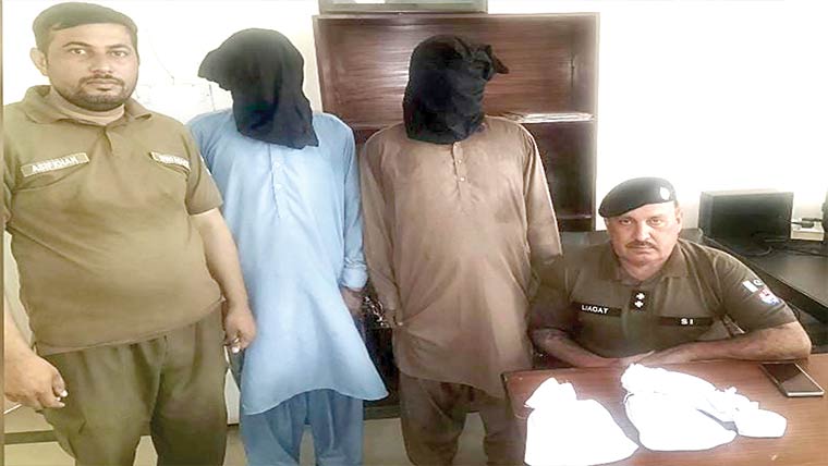  2 منشیات فروش گرفتار، 1 کلو 900 گرام چرس برآمد