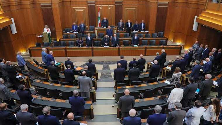 لبنان :ہزاروں قیدیوں کیلئے  عام معافی کا قانون منظور 