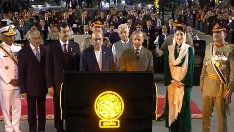 بھارت راہ راست پر نہ آیا تو براہ راست جواب دینگے : وزیر اعظم 