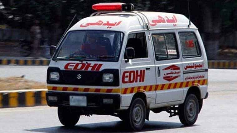  ٹریفک حادثات میں ننھی  بچی اور خاتون کی زندگی کے چراغ گل، 2 راہگیر بھی جاں بحق
