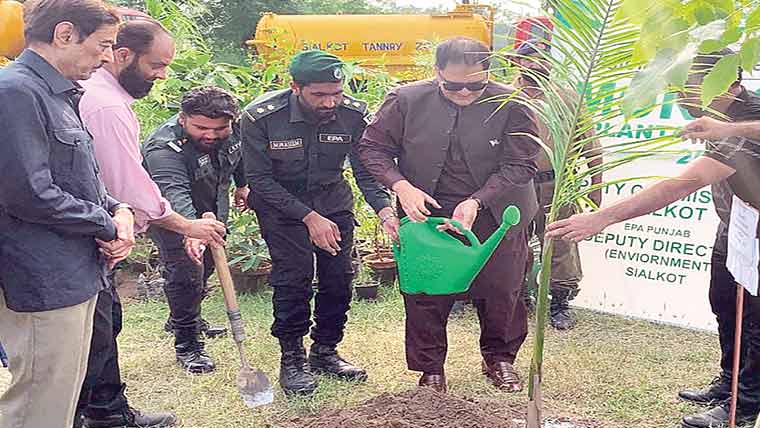 ٹینریوں کی منتقلی سے آلودگی کم ہو گی :ڈپٹی کمشنر سیالکوٹ 