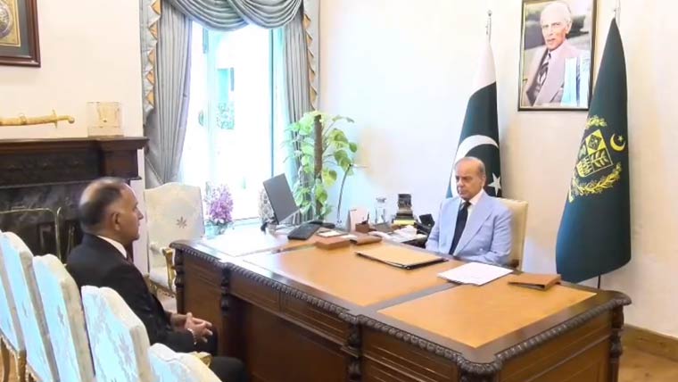 سیلاب متاثرین کیلئے تمام وسائل بروئے کار لائیں : وزیراعظم 