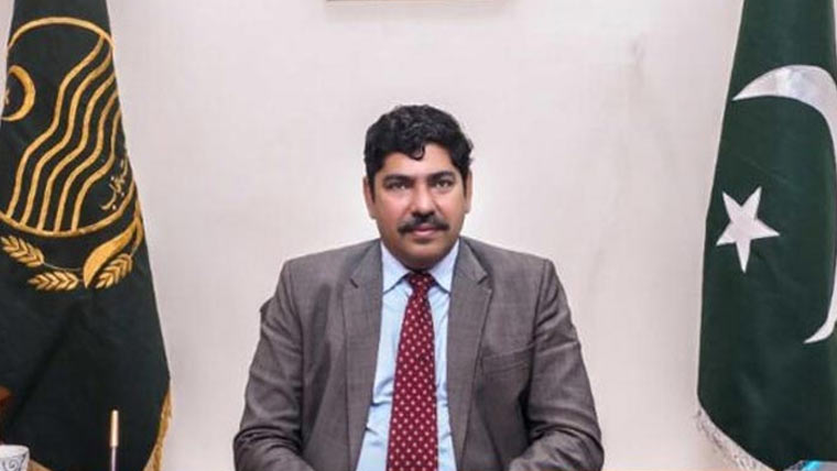 سیکرٹری اوقاف کا داتا دربار  اور ملحقہ علاقوں کا دورہ