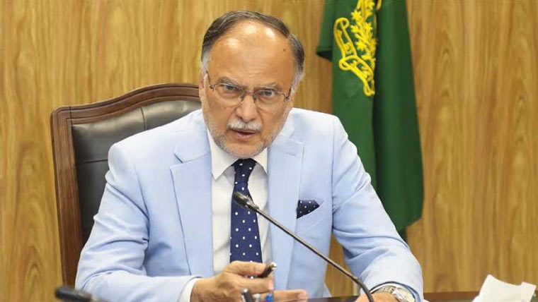   ایکسپورٹ ہماری نیشنل ترجیح ،رکاوٹ  ملک کے مفاد میں نہیں :احسن اقبال 