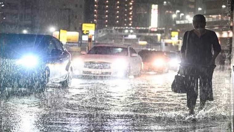 جاپان :ریکارڈ بارش ، 9 افراد ہلاک  1000 سے زائد گھر زیر آب