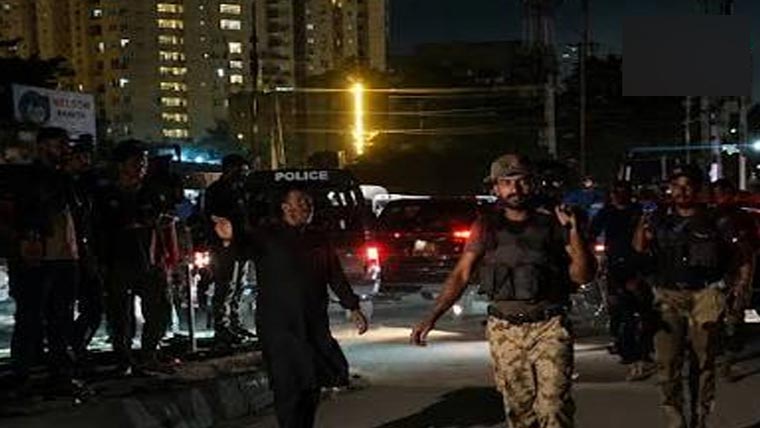 کراچی :دہشتگر د ’’ڈنگر‘‘ گرفتار اسلحہ اور بارودی مواد برآمد 
