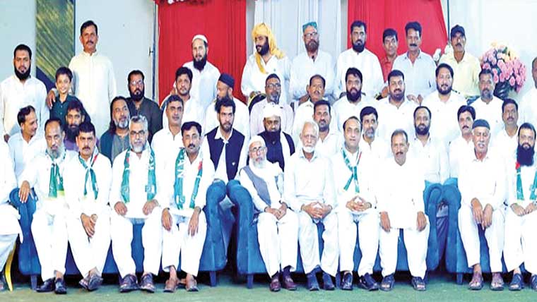 میٹرک کلاس فیلوز گروپ کی اساتذہ کے اعزاز میں تقریب