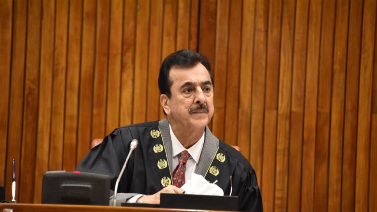سینیٹ میں عمران کی صحت پر  بحث ، حکومت ، اپوزیشن آمنے سامنے : پی ٹی آئی کو پھر مذاکرات کی دعوت 