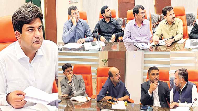 کے پی آئیز پر کسی قسم کی غفلت برداشت نہیں کی جائیگی، ڈپٹی کمشنر 