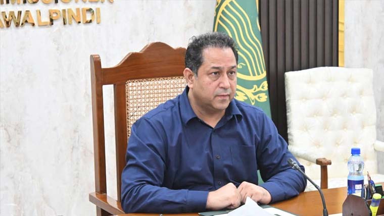   ڈینگی اجتماعی مسئلہ ،خاتمہ کیلئے ملکر کام کرنا ہوگا، کمشنر 