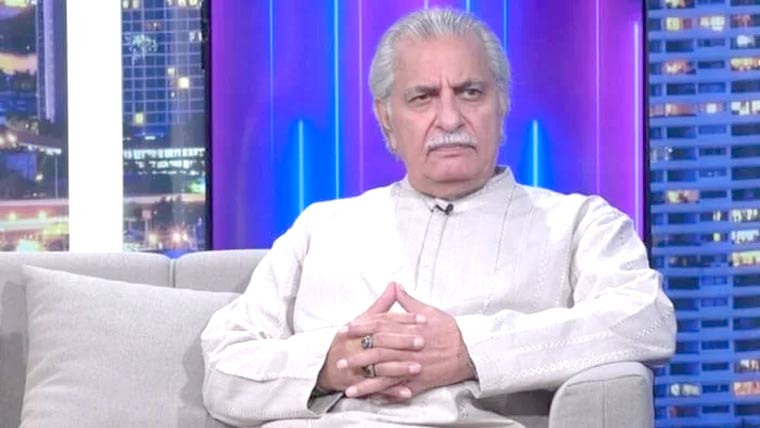 عثمان پیرزادہ اپنی زندگی پر  کتاب لکھنے میں مصروف 