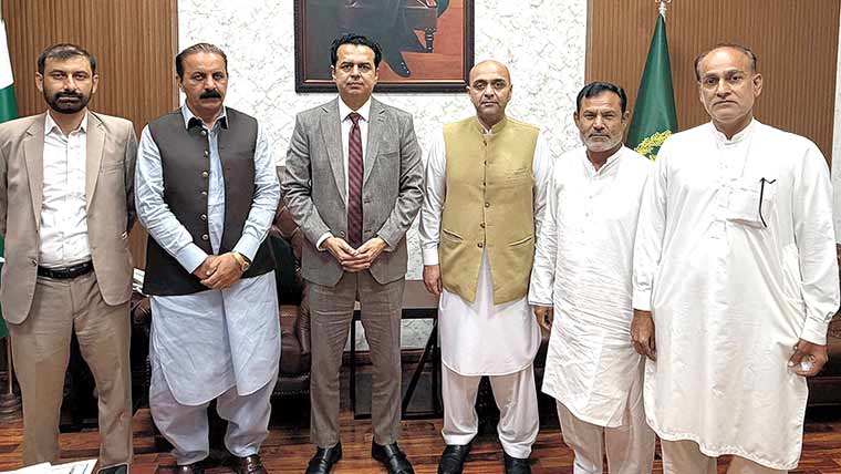 طلال اور بلال بدر چودھری سے بچیانہ کے وفد کی ملاقات