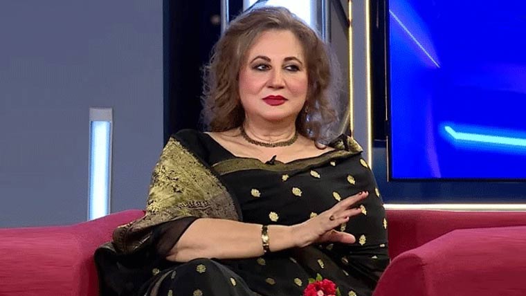 فریال گوہر کا یاسرعرفات کے پائلٹ سے منگنی کاانکشاف 