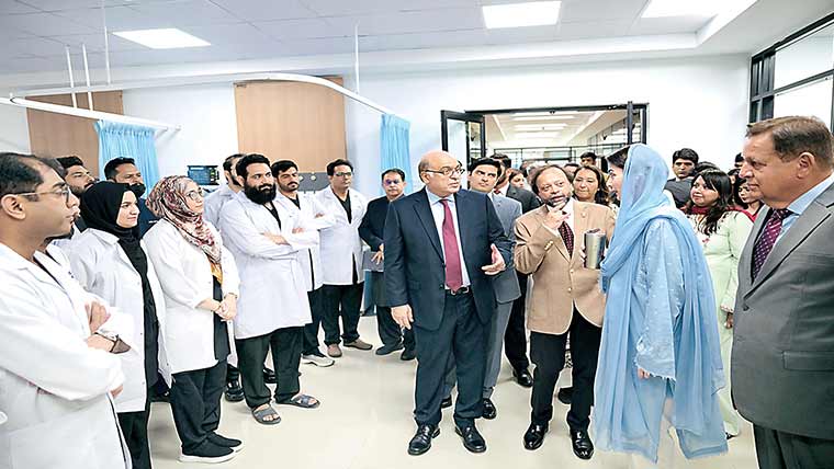  ایک سیاسی جماعت کا مزاج  دنگا فساد اور ایک کا سسٹم کے نام پر کرپشن : مریم نواز