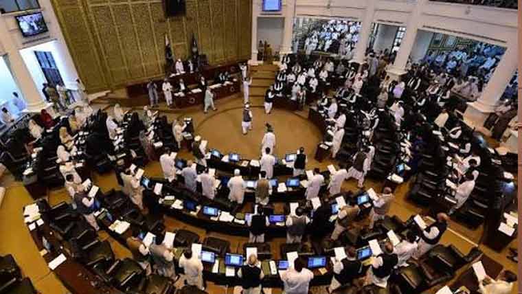 پختونخوا اسمبلی :بانی صحت معاملہ پر حکومتی،اپوزیشن ارکان میں تلخی ، ہنگامہ 