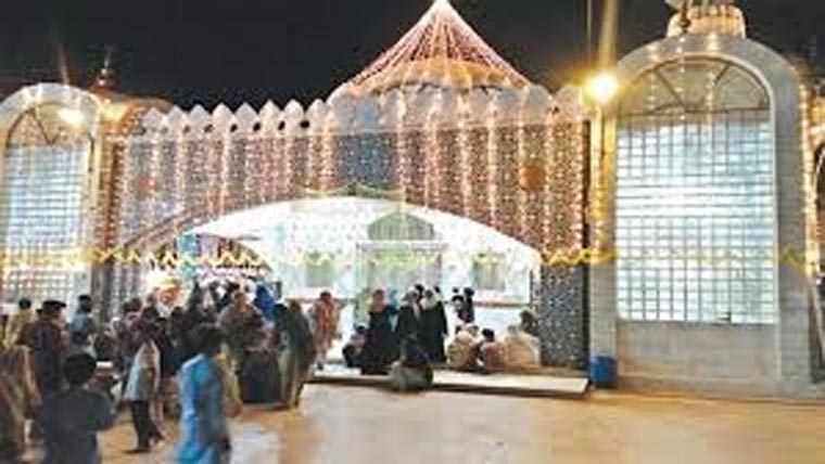 عرس بابابلھے شاہ ؒ :قصور میں  29اگست کو تعطیل کا اعلان