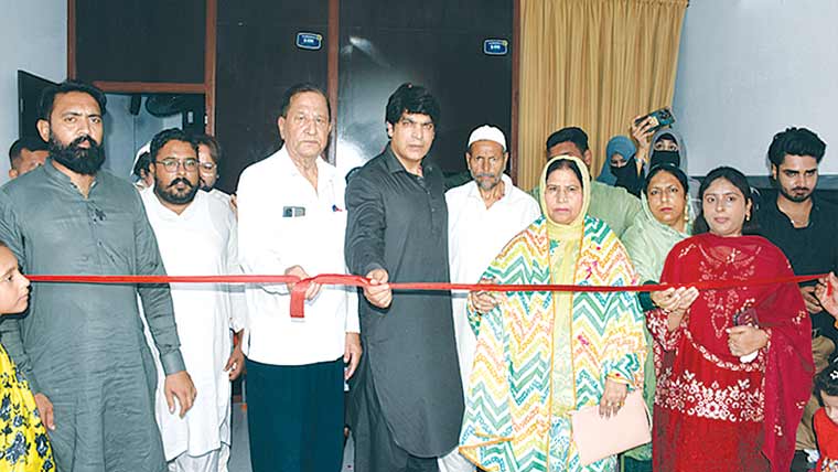 وزیرآباد میں نئے کاروباری اداروں  کا قیام خوش آئند :بیگم طلعت 