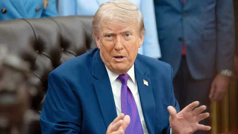 ٹرمپ کا کینیڈین گاڑیوں پر  ٹیرف 50فیصد کرنے کا اعلان