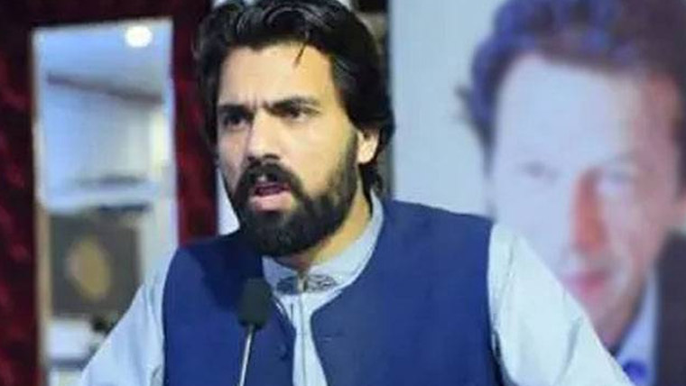  جے یوآئی کے حوالے سے حتمی فیصلہ عمران خان کرینگے :شاہدخٹک