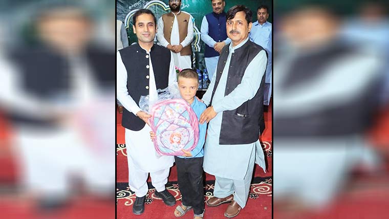  بیک ٹو سکول کے مو ضوع پر ڈی ای او  سیکنڈری کے دفتر میں آگاہی تقریب 