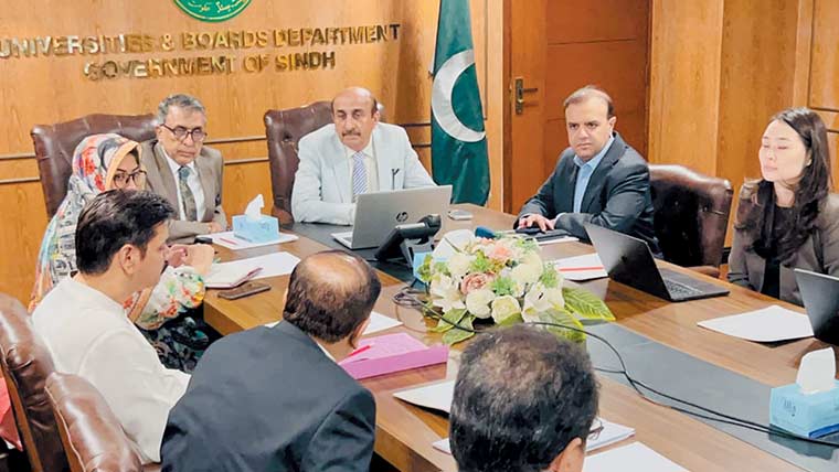 تعلیمی  بورڈز  میں  نئے   رولز  نافذ  کرنے   کا  فیصلہ