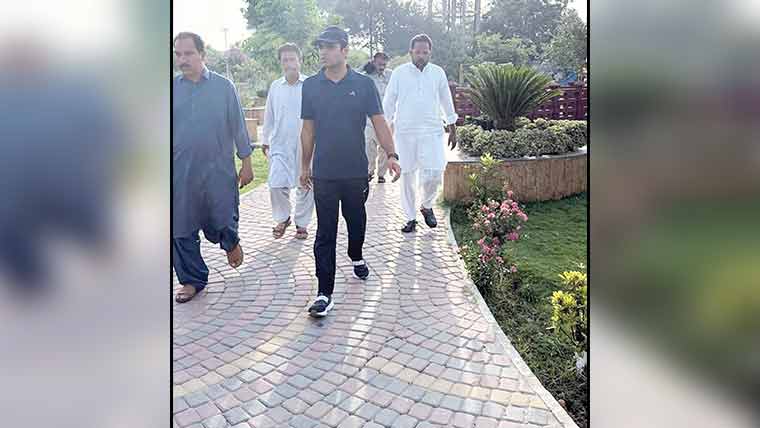  اسسٹنٹ کمشنر میانوالی کا سٹی پارک کا دورہ، صفائی نظام کا جائزہ