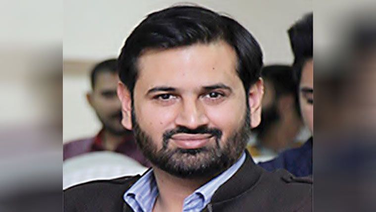 یہ جو لاہور سے محبت ہے یہ کسی اور سے محبت ہے معروف شاعر فخر عباس انتقال کر گئے 