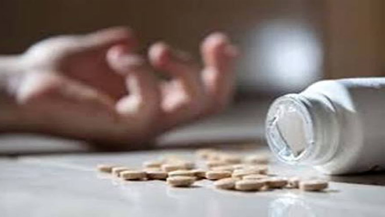  نوجوان نے زہریلی گولیاں  پھانک لیں، حالت تشویشناک