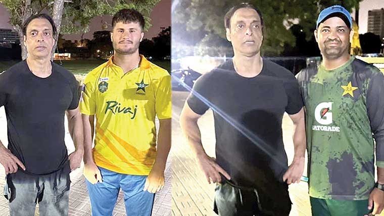 سابق فاسٹ بولر شعیب اختر بھی نیشنل کرکٹ اکیڈمی پہنچ گئے
