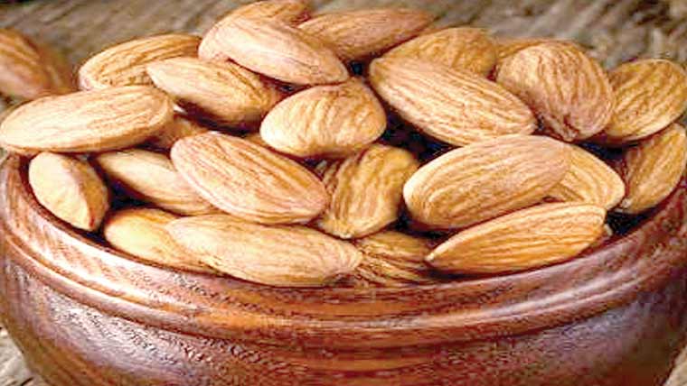 بادام آنتوں کی صحت کیلئے مفید، ڈیمنشیا کیخلاف بھی موثر 