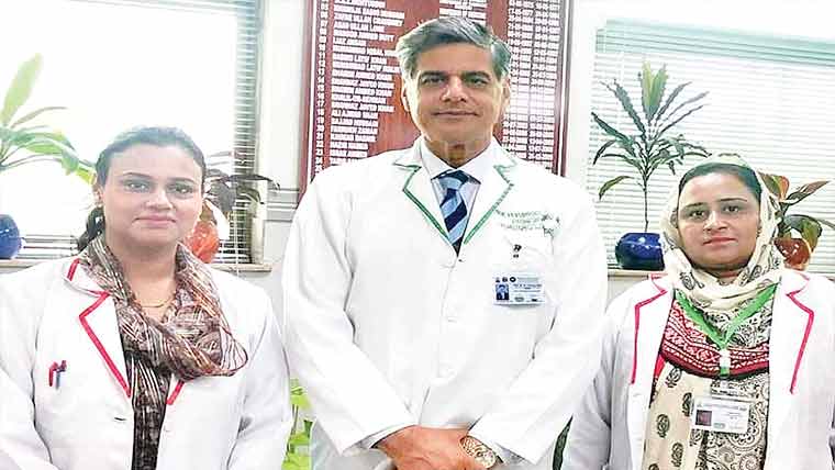 نرسز کے تمام مسائل کوحل کیا  جائیگا :پروفیسر ڈاکٹر فاروق افضل 