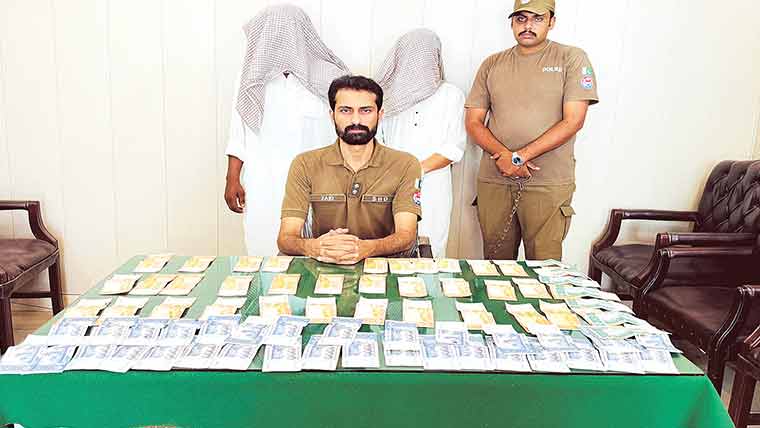 نقب زنی اور موٹر سائیکل چوری میں ملوث2رُکنی گینگ گرفتار
