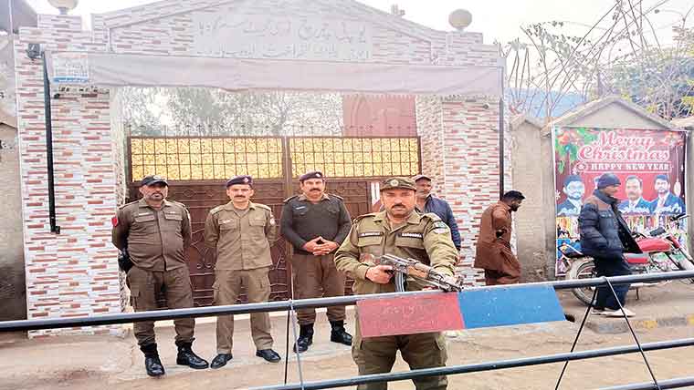 ضلع بھر میں گرجاگھروں کی سیکورٹی کے سخت انتظامات 