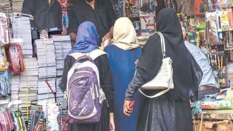 نجی سکولوں کا مخصوص دکانوں سے کتب یونیفارم خریدنے کیلئے دبائو کارروائی ٹھپ ہوگئی