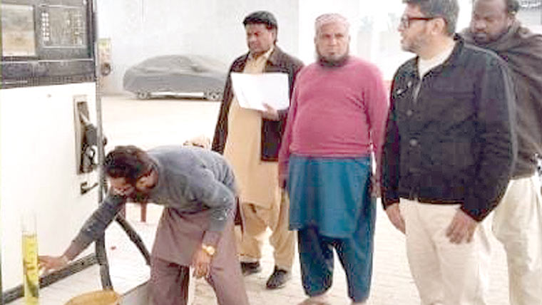 دائرہ دین پناہ شہر کے تمام منی پٹرول پمپ سربمہر 