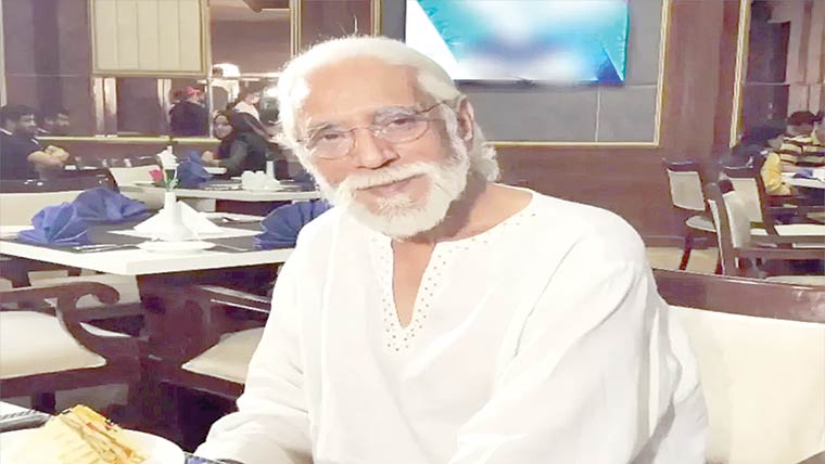 مجھے فقیر بنا دیا ، اداکار راشد محمود یوٹیوبرز پر برہم