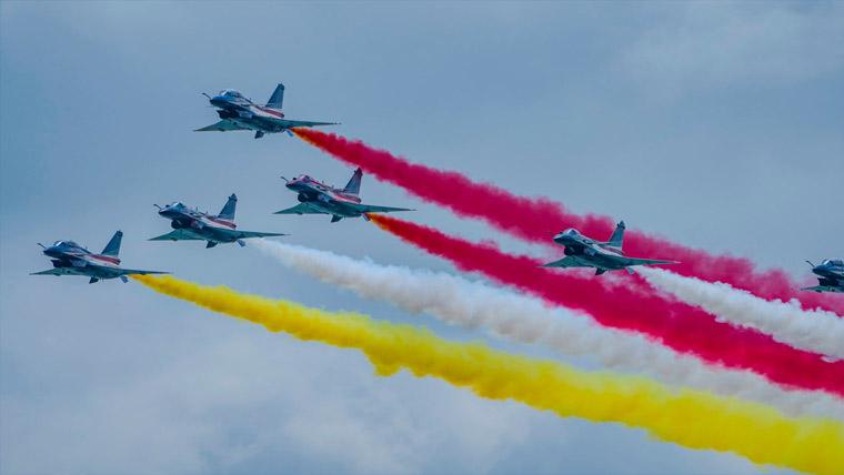 جے 10 سی کا سنگاپور ائیر شو میں شاندار فضائی مظاہرہ