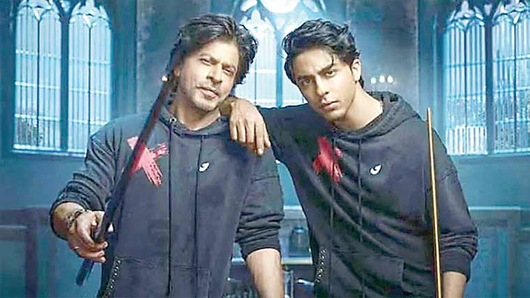 شاہ رخ خان کے بیٹے آریان کیخلاف ہتکِ عزت کا مقدمہ ممبئی منتقل