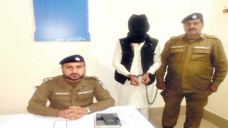  سرغنہ ٹمبر مافیا کے گھر چھاپہ،شیشم کی لکڑی کے ٹکڑے برآمد