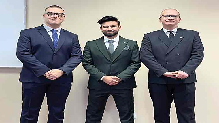 ہورنہ میرہ کے حمزہ ممتاز  نے پی ایچ ڈی کر لی 