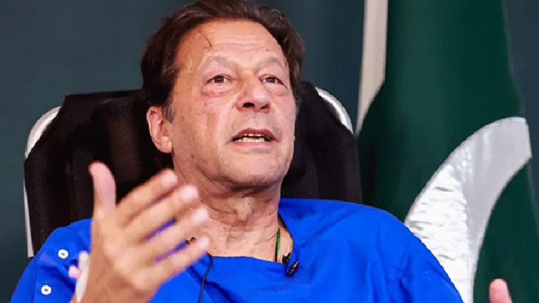 عمران  خان  کی  آنکھ  کی  بینائی  متاثر،رپورٹ  جاری،اہل  خانہ  کو  بھی  موصول