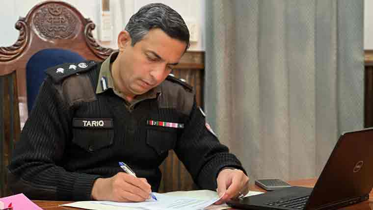 شہری امن و امان کے فروغ کیلئے  اپنا کردار ادا کریں، ڈی پی او جہلم