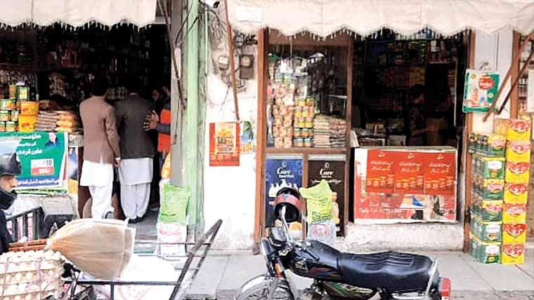 سمبڑیال :دکانیں ‘ مارکیٹیں کھلی رہیں ‘ٹریفک چلتی رہی 