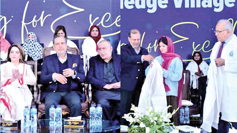  ڈاکٹرز خدمت سے اللہ کے نیک بندوں میں شامل ہو سکتے :کمشنر 