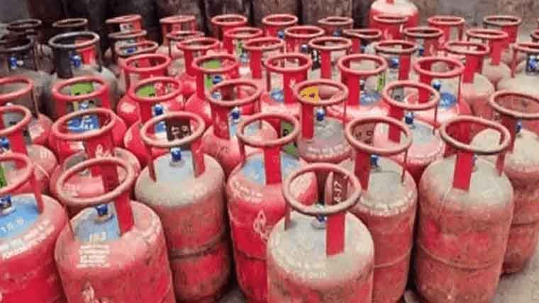  غیر معیاری سلنڈرز کا جرمانہ ڈیڑھ کروڑ، سزا 14 سال کرنیکی تجویز